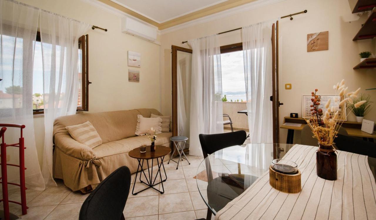 Apartman Mediterraneo Supetar Buitenkant foto