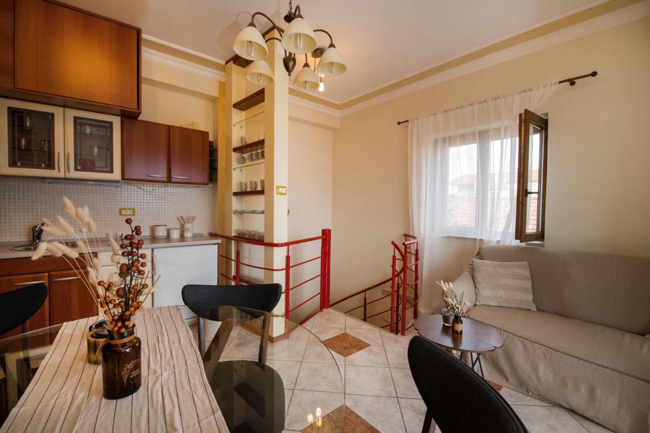 Apartman Mediterraneo Supetar Buitenkant foto
